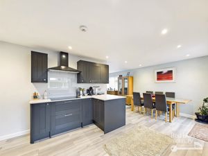 Kitchen/Dining Room- click for photo gallery